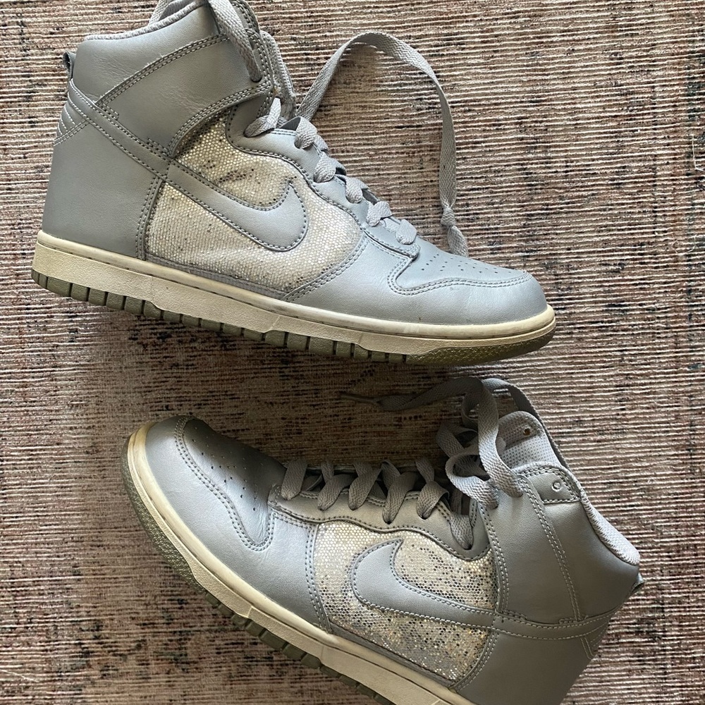 Nike Women’s Dunks in Silver Metallic